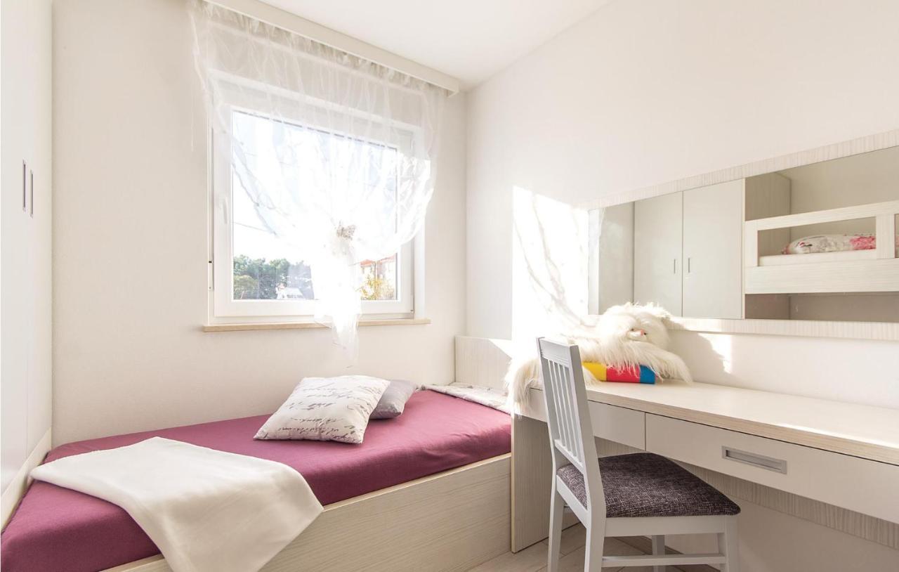 Lovely Apartment In Medulin With Kitchen Dış mekan fotoğraf